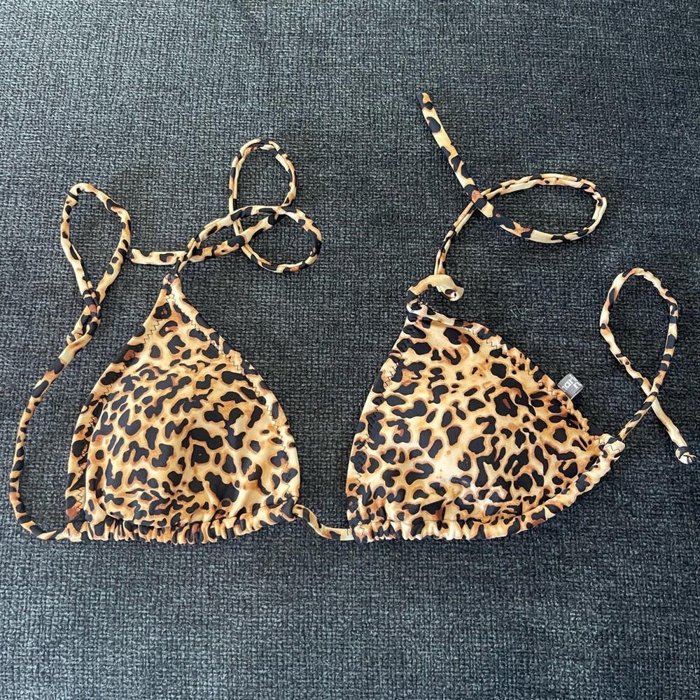 Charlotte Russe | Leopard Print Bikini Top | Size Small